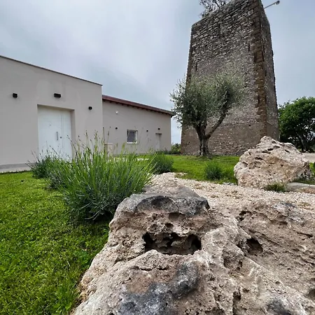 Torre Menerva Гостевой дом